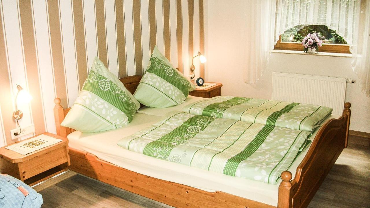 Mosel-ferienwohnung Berhard Апартаменты Бруттиг-Фанкель